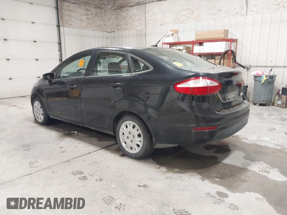 2014 Ford Fiesta S z VIN 3FADP4AJ2EM204157, wystawiony jako IAAI lot #42279297 z przebiegiem 155 374 mil mil oraz . Historia ofert i sprzedaży dostępna na DreamBid. Obrazek 3.