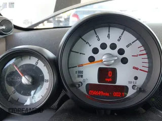 2014 MINI Convertible S with VIN WMWZP3C5XET706911, listed as a IAAI auction lot 42217410 with 54,649 mi miles and . Bid and sale history available at DreamBid. Image 7.