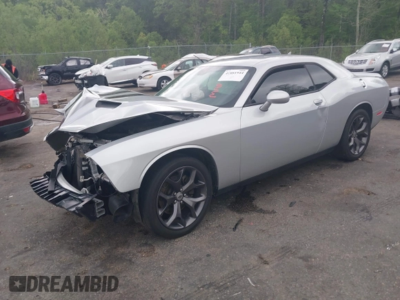 2019 Dodge Challenger SXT z VIN 2C3CDZAG9KH744703, wystawiony jako IAAI lot #41881944 z przebiegiem Nie podano mil oraz . Historia ofert i sprzedaży dostępna na DreamBid. Obrazek 20.