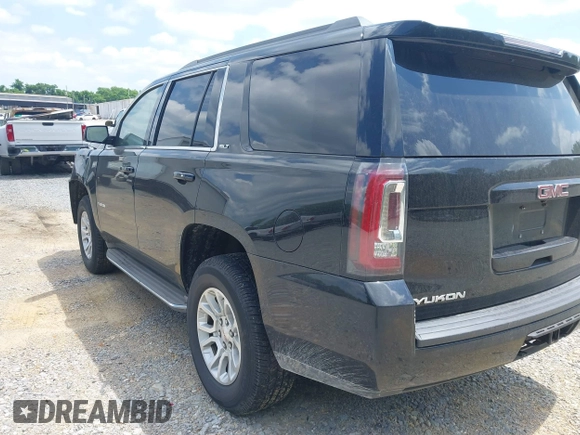 2015 GMC Yukon SLT with VIN 1GKS2BKC5FR275085, listed as a IAAI auction lot 42025693 with Not Provided miles. Bid and sale history available at carsss.com. Image 3.