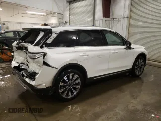 2021 Lincoln Corsair Reserve z VIN 5LMCJ2D98MUL13044, wystawiony jako Copart lot #44141305 z przebiegiem 26 602 mil mil oraz Szkoda całkowita • Salvage title. Historia ofert i sprzedaży dostępna na DreamBid. Obrazek 3.
