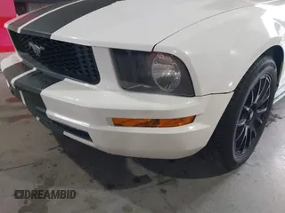 2007 Ford Mustang Deluxe with VIN 1ZVFT80N575259508, listed as a IAAI auction lot 41569259 with 164,315 mi miles. Bid and sale history available at carsss.com. Image 15.