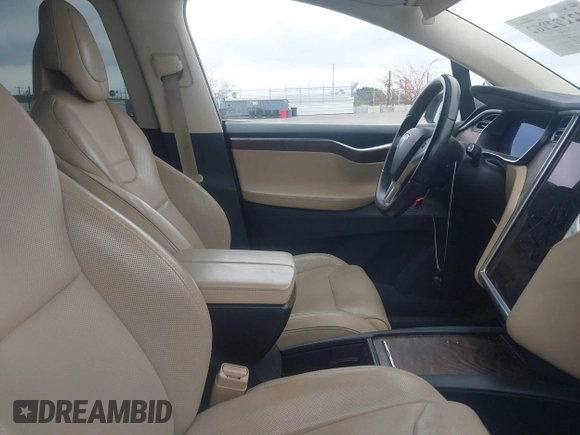 2016 Tesla Model X 70D with VIN 5YJXCBE22GF017499, listed as a IAAI auction lot 42192962 with 103,430 mi miles and . Bid and sale history available at DreamBid. Image 5.