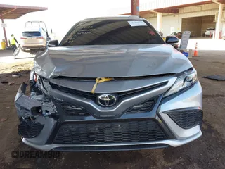 2021 Toyota Camry XSE z VIN 4T1K61AK2MU484387, wystawiony jako IAAI lot #41621573 z przebiegiem 83 338 mil mil oraz . Historia ofert i sprzedaży dostępna na DreamBid. Obrazek 12.