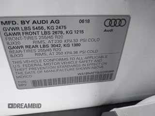 2018 Audi Q5 Premium Plus with VIN WA1BNAFY9J2205989, listed as a IAAI auction lot 41838062 with 60,777 mi miles. Bid and sale history available at carsss.com. Image 9.