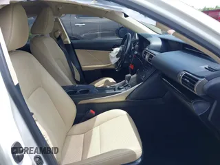 2016 Lexus IS 300/350 z VIN JTHCM1D27G5004688, wystawiony jako IAAI lot #42194075 z przebiegiem 112 250 mil mil oraz . Historia ofert i sprzedaży dostępna na DreamBid. Obrazek 5.