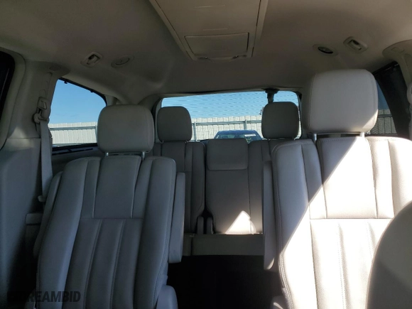 2013 Chrysler Town & Country Touring with VIN 2C4RC1BG9DR558486, listed as a Copart auction lot 47226835 with 137,203 mi miles and Salvage Title. Bid and sale history available at carsss.com. Image 10.