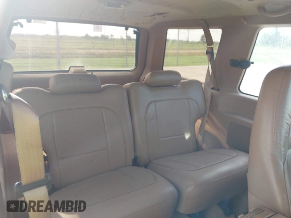 1996 Ford Explorer с VIN 1FMCU24X1TUB69411, выставлен на аукционе IAAI как лот 42766256 с пробегом 174 469 миль миль и . История ставок и продаж доступна на DreamBid. Изображение 8.