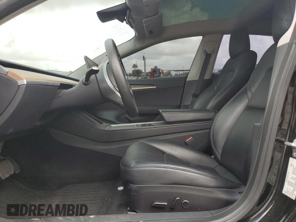 2023 Tesla Model 3 z VIN 5YJ3E1EA0PF451513, wystawiony jako Copart lot #51606425 z przebiegiem 58 482 mil mil oraz Szkoda całkowita • Salvage title. Historia ofert i sprzedaży dostępna na DreamBid. Obrazek 7.