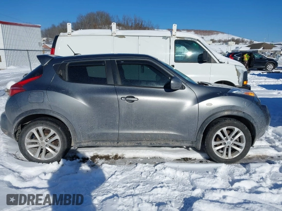2011 Nissan Juke SL with VIN JN8AF5MV9BT023983, listed as a IAAI auction lot 41399178 with 161,157 mi miles. Bid and sale history available at carsss.com. Image 13.
