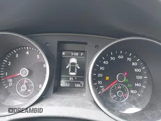 2012 Volkswagen Golf w/Conv & Sunroof с VIN WVWDB7AJ1CW307609, выставлен на аукционе IAAI как лот 42225330 с пробегом 97 152 миль миль и . История ставок и продаж доступна на DreamBid. Изображение 7.