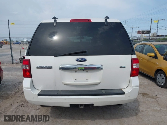2012 Ford Expedition Limited z VIN 1FMJU1K54CEF39358, wystawiony jako IAAI lot #42062290 z przebiegiem 177 352 mil mil oraz . Historia ofert i sprzedaży dostępna na DreamBid. Obrazek 16.