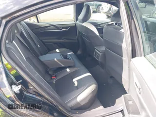 2025 Toyota Camry LE z VIN 4T1DBADK4SU011099, wystawiony jako IAAI lot #41949441 z przebiegiem 1 548 mil mil oraz . Historia ofert i sprzedaży dostępna na DreamBid. Obrazek 8.