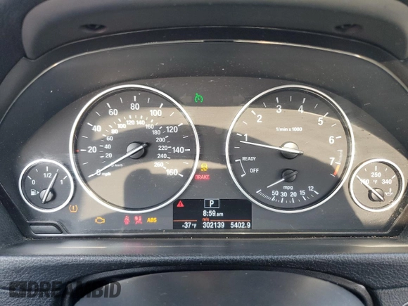 2013 BMW 3 Series 320i xDrive с VIN WBA3C3C5XDF980060, выставлен на аукционе Copart как лот 59775615 с пробегом 302 139 миль миль и Чистый • Clean title. История ставок и продаж доступна на DreamBid. Изображение 9.