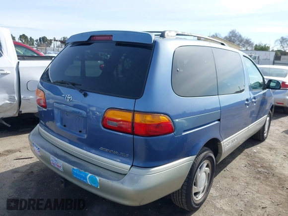 1998 Toyota Sienna LE с VIN 4T3ZF13C5WU028625, выставлен на аукционе IAAI как лот 41596901 с пробегом 139 903 миль миль и . История ставок и продаж доступна на DreamBid. Изображение 4.