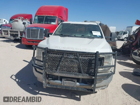2019 Ford Super Duty F-250 SRW XL with VIN 1FT7W2A69KEC68823, listed as a IAAI auction lot 41689175 with 153,022 mi miles. Bid and sale history available at carsss.com. Image 12.