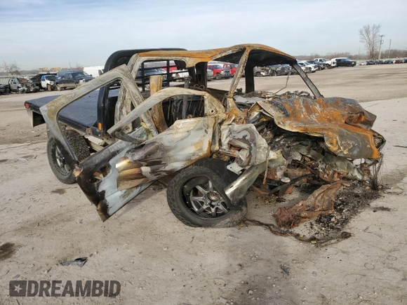 2002 Chevrolet Silverado 1500HD LT z VIN 1GCGK13U02F246396, wystawiony jako Copart lot #85023234 z przebiegiem Nie podano mil oraz Szkoda całkowita • Salvage title. Historia ofert i sprzedaży dostępna na DreamBid. Obrazek 4.