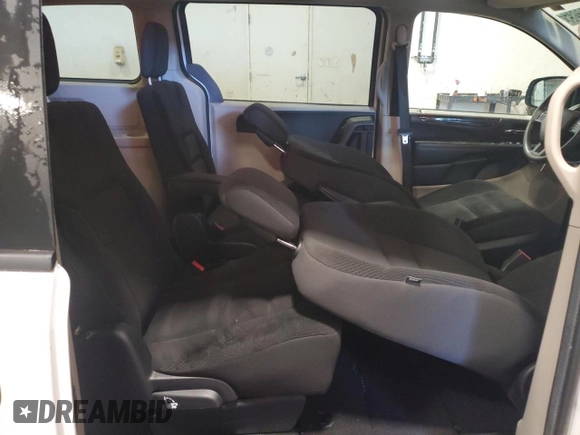 2019 Dodge Grand Caravan SE with VIN 2C4RDGBG0KR765930, listed as a Copart auction lot 54719285 with 35,107 mi miles and Clean Title. Bid and sale history available at DreamBid. Image 11.