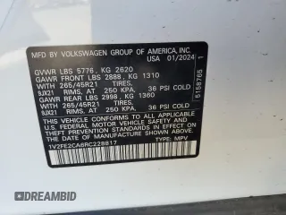 2024 Volkswagen Atlas SEL Premium R-Line z VIN 1V2FE2CA6RC228817, wystawiony jako Copart lot #50627645 z przebiegiem 5 146 mil mil oraz Szkoda całkowita • Salvage title. Historia ofert i sprzedaży dostępna na DreamBid. Obrazek 13.