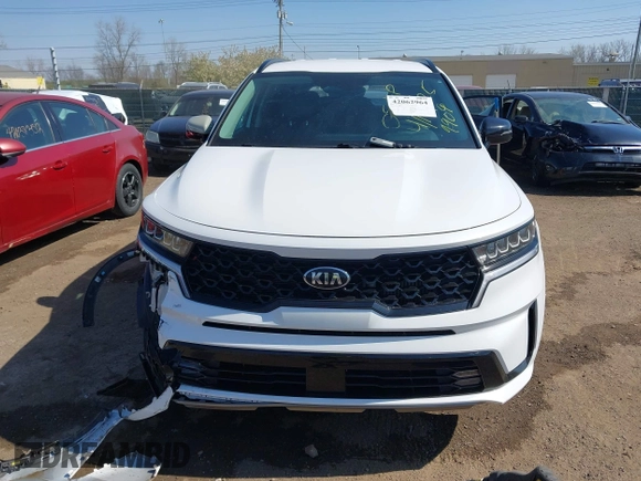 2021 Kia Sorento EX with VIN 5XYRHDLF7MG059909, listed as a IAAI auction lot 42062964 with 62,066 mi miles. Bid and sale history available at carsss.com. Image 12.