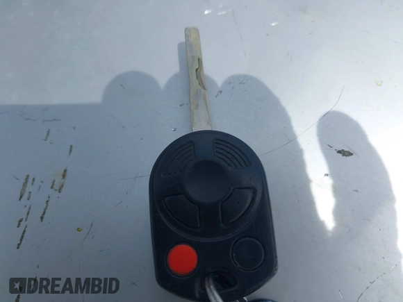 2012 Ford Focus SE с VIN 1FAHP3F28CL152822, выставлен на аукционе IAAI как лот 42277102 с пробегом 165 564 миль миль и . История ставок и продаж доступна на DreamBid. Изображение 11.