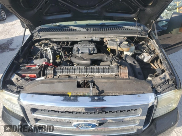 2005 Ford F-250 XL with VIN 1FTNF21505EC00560, listed as a Copart auction lot 44237475 with 78,109 mi miles and Clean Title. Bid and sale history available at DreamBid. Image 11.