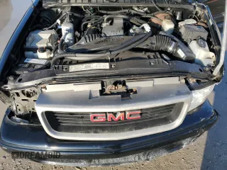 2000 GMC Sonoma SLS w/1SE Pkg with VIN 1GTCS1452Y8237606, listed as a Copart auction lot 83415884 with 104,004 mi miles and Salvage Title. Bid and sale history available at carsss.com. Image 12.