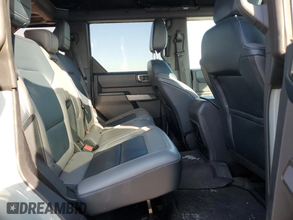 2021 Ford Bronco with VIN 1FMDE5DH6MLB02483, listed as a Copart auction lot 42617245 with 20,306 mi miles and Salvage title. Bid and sale history available at DreamBid. Image 10.