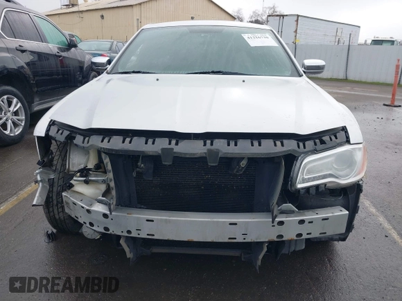 2011 Chrysler 300 Limited with VIN 2C3CA5CG9BH614354, listed as a IAAI auction lot 41216730 with 141,670 mi miles. Bid and sale history available at carsss.com. Image 13.