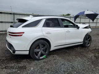 2023 Genesis GV70 2.5T with VIN KMUMADTB4PU103750, listed as a Copart auction lot 61221365 with 37,092 mi miles and Salvage title. Bid and sale history available at DreamBid. Image 3.