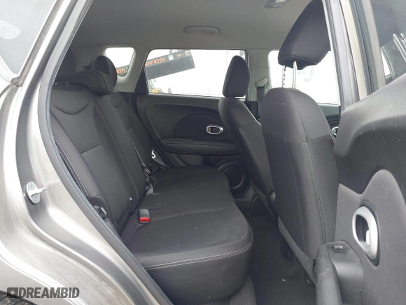 2015 Kia Soul with VIN KNDJN2A28F7219581, listed as a IAAI auction lot 41979657 with 172,688 mi miles. Bid and sale history available at carsss.com. Image 8.