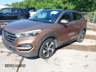 2016 Hyundai Tucson Limited with VIN KM8J33A25GU074798, listed as a IAAI auction lot 42103566 with 143,777 mi miles and . Bid and sale history available at carsss.com. Image 21.