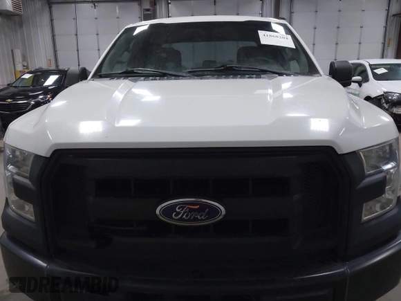 2017 Ford F-150 XL with VIN 1FTFX1EG1HKD34264, listed as a IAAI auction lot 41868204 with 152,290 mi miles. Bid and sale history available at carsss.com. Image 12.