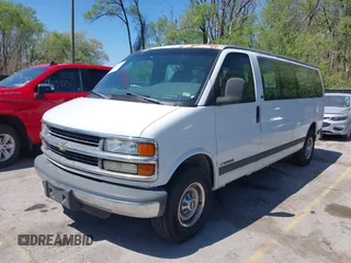 2002 Chevrolet Express with VIN 1GAHG39R721197305, listed as a IAAI auction lot 42041685 with 119,605 mi miles and . Bid and sale history available at carsss.com. Image 2.