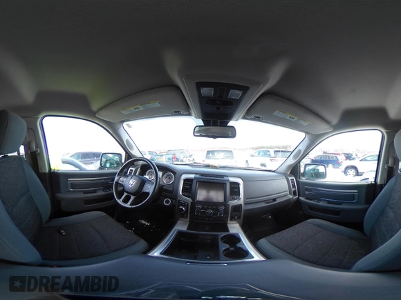2015 Ram 1500 Outdoorsman z VIN 1C6RR7GGXFS606208, wystawiony jako IAAI lot #41660434 z przebiegiem 135 087 mil mil oraz . Historia ofert i sprzedaży dostępna na DreamBid. Obrazek 18.