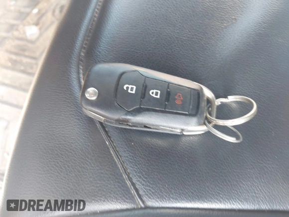 2017 Ford F-150 XL с VIN 1FTEW1EF6HFB62909, выставлен на аукционе IAAI как лот 42819020 с пробегом Не указан миль и . История ставок и продаж доступна на DreamBid. Изображение 11.