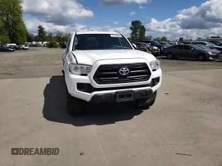 2017 Toyota Tacoma SR z VIN 5TFSX5EN8HX048354, wystawiony jako Copart lot #53874655 z przebiegiem 108 957 mil mil oraz Szkoda całkowita • Salvage title. Historia ofert i sprzedaży dostępna na DreamBid. Obrazek 13.
