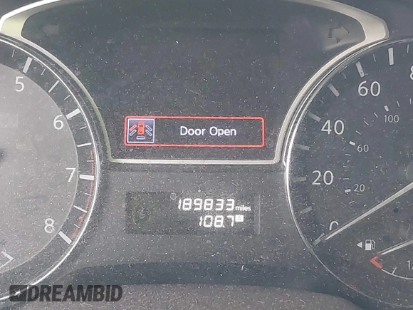 2014 Nissan Pathfinder Platinum with VIN 5N1AR2MN4EC731446, listed as a IAAI auction lot 40801022 with 189,833 mi miles and . Bid and sale history available at DreamBid. Image 15.