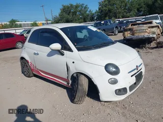 2015 FIAT 500 Sport с VIN 3C3CFFBR3FT696265, выставлен на аукционе IAAI как лот 40417640 с пробегом 118 412 миль миль и . История ставок и продаж доступна на DreamBid. Изображение 1.