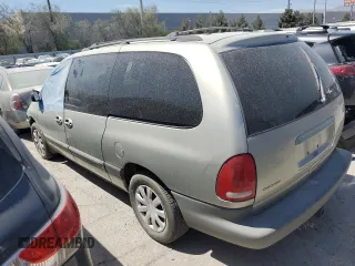 2000 Dodge Caravan Sport z VIN 2B4GP4431YR619923, wystawiony jako Copart lot #45060095 z przebiegiem 188 064 mil mil oraz Nie do naprawy • Non repairable. Historia ofert i sprzedaży dostępna na DreamBid. Obrazek 2.