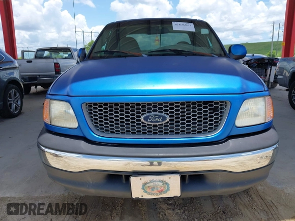1999 Ford F-150 XL with VIN 1FTRX17L9XNB83680, listed as a IAAI auction lot 42636807 with Not provided miles and . Bid and sale history available at DreamBid. Image 6.