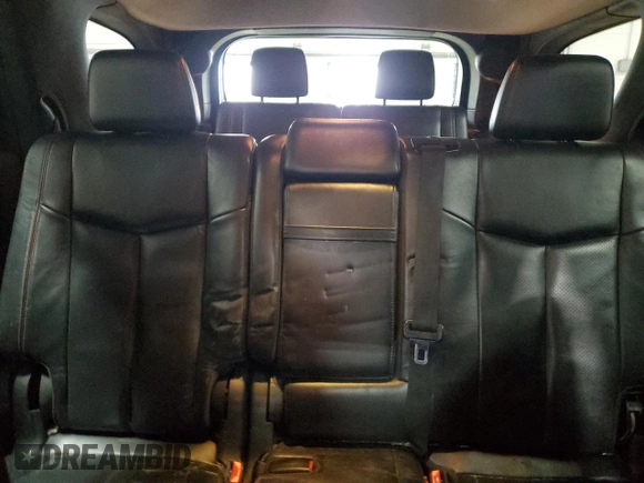 2011 Dodge Durango R/T with VIN 1D4SE6GT1BC683389, listed as a Copart auction lot 52189565 with 225,898 mi miles and Salvage title. Bid and sale history available at DreamBid. Image 10.