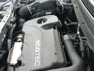 2020 Chevrolet Equinox LT with VIN 3GNAXKEV8LS676183, listed as a IAAI auction lot 43033138 with 65,240 mi miles and . Bid and sale history available at DreamBid. Image 19.