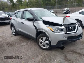2020 Nissan Kicks S z VIN 3N1CP5BV9LL563069, wystawiony jako IAAI lot #42190584 z przebiegiem 49 080 mil mil oraz . Historia ofert i sprzedaży dostępna na DreamBid. Obrazek 1.