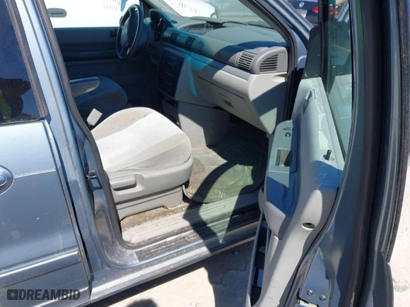 2005 Ford Freestar Wagon SES with VIN 2FMZA57655BA76598, listed as a IAAI auction lot 41550877 with NaN miles. Bid and sale history available at carsss.com. Image 5.