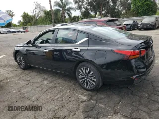 2025 Nissan Altima SV with VIN 1N4BL4DV1SN362587, listed as a Copart auction lot 54373685 with 4,875 mi miles and Clean Title. Bid and sale history available at DreamBid. Image 2.