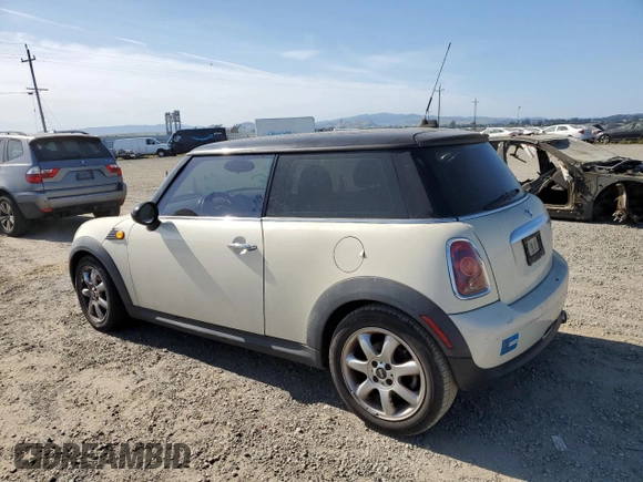 2010 MINI Hardtop with VIN WMWMF3C5XATZ66863, listed as a Copart auction lot 55695585 with 59,294 mi miles and Clean Title. Bid and sale history available at DreamBid. Image 2.