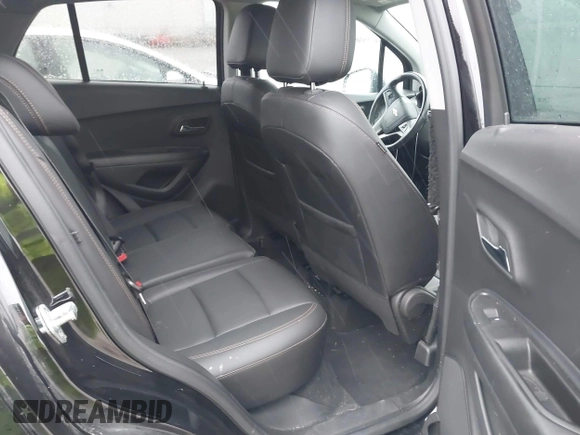 2022 Chevrolet Trax LT with VIN KL7CJPSM5NB525079, listed as a IAAI auction lot 41835898 with 45,432 mi miles and . Bid and sale history available at carsss.com. Image 8.