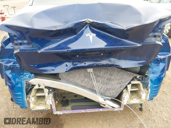 2020 Tesla Model 3 Standard Range Plus with VIN 5YJ3E1EA1LF802648, listed as a IAAI auction lot 42208034 with 27,231 mi miles and . Bid and sale history available at DreamBid. Image 6.