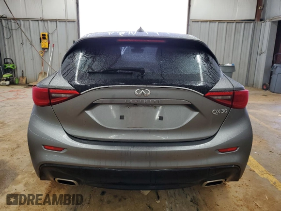 2018 Infiniti QX30 Luxury z VIN SJKCH5CPXJA041787, wystawiony jako Copart lot #85062864 z przebiegiem 70 746 mil mil oraz Szkoda całkowita • Salvage title. Historia ofert i sprzedaży dostępna na DreamBid. Obrazek 6.